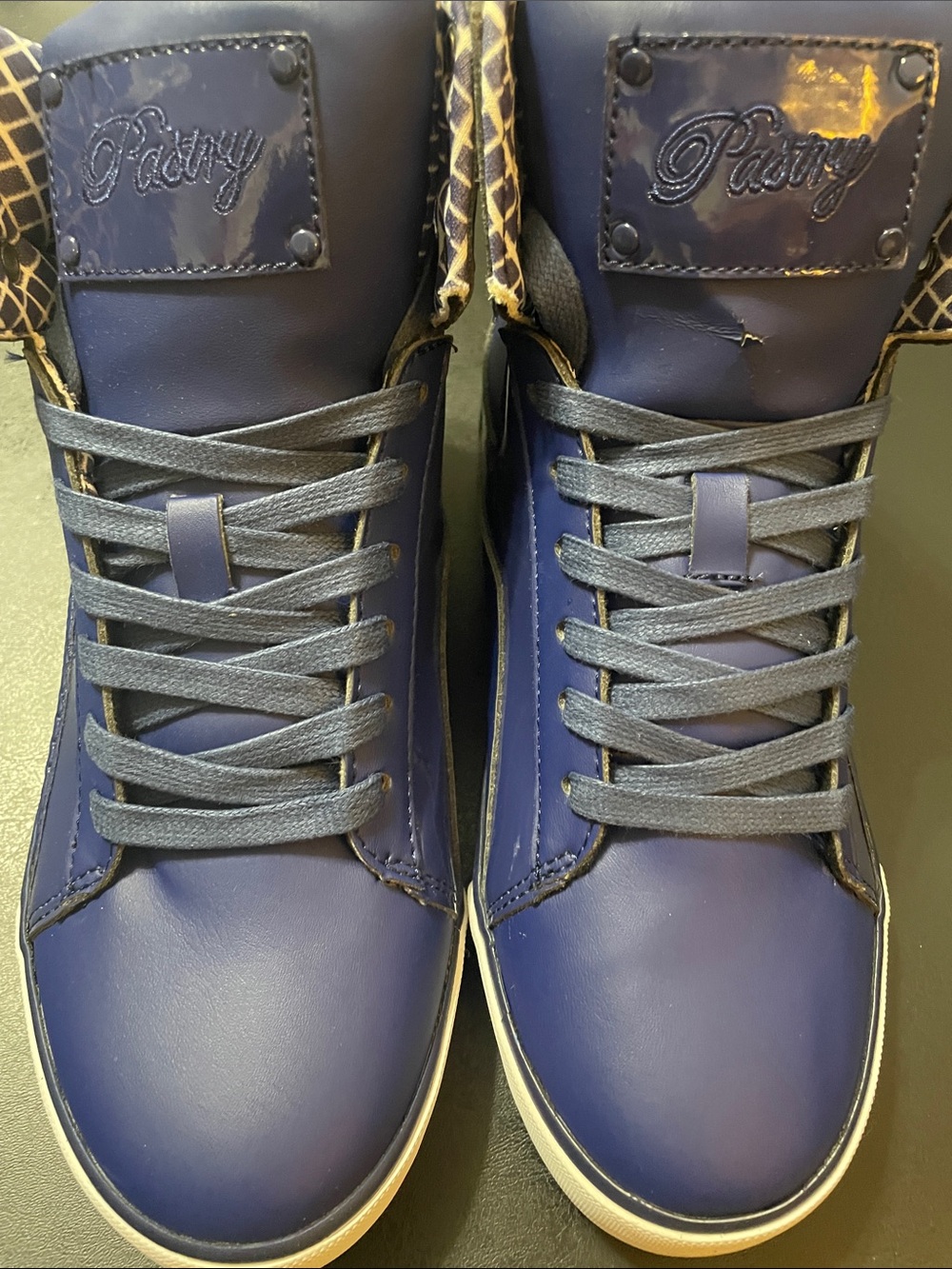 Pastry Pop Tart Blue High Top Sneakers Women’s Sz.7.5 really cute stylish shoes
